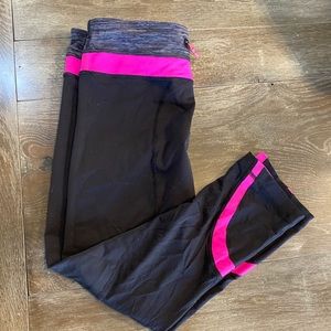 Lululemon crop leggings